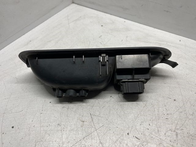 RENAULT CLIO III Jobb első Ablakemelő Kapcsoló 6. kép