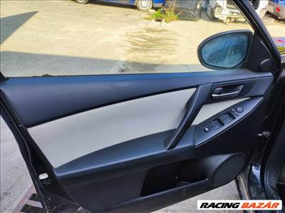 2009 Mazda 3 BL 1.6 benzin, manuális- balkormányos jármű ÉRKEZETT bontási céllal!