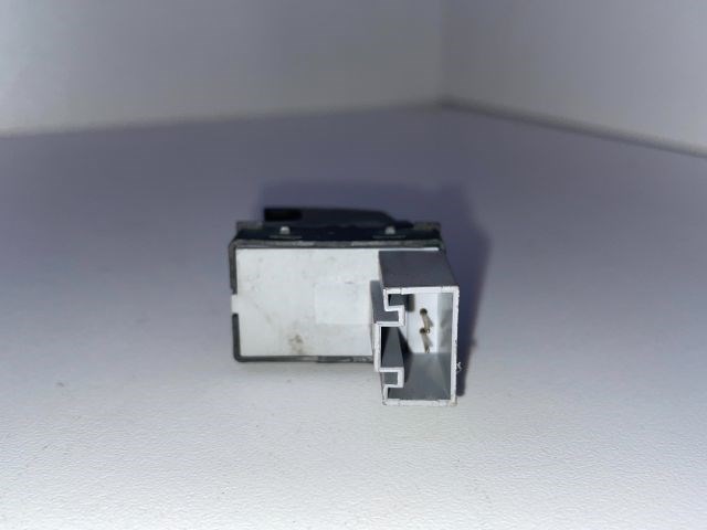 VW PASSAT (3C2) Ablakemelő Kapcsoló (Pozíciófüggetlen) 2. kép