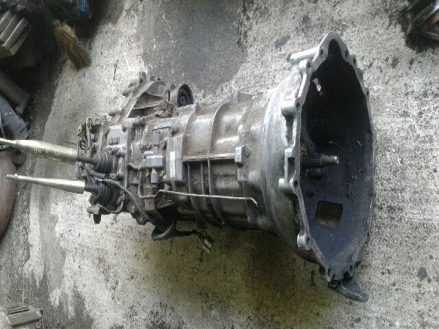 MITSUBISHI PAJERO II (V3_W, V2_W, V4_W) Váltó (Mechanikus) 1. kép