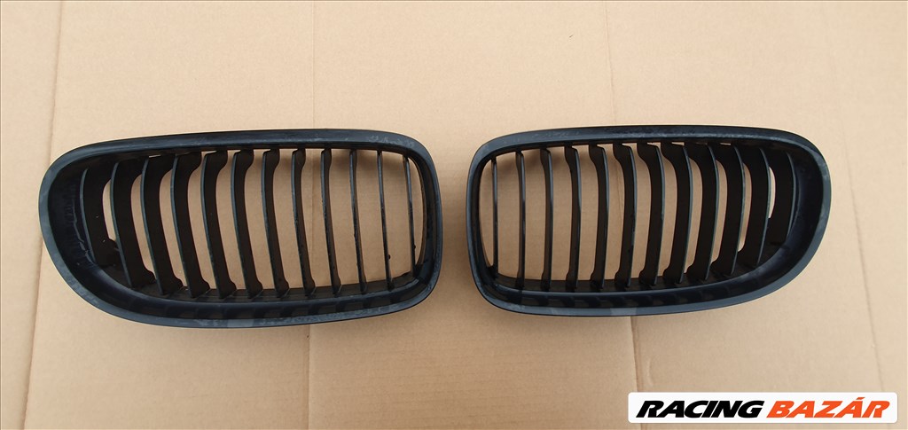 BMW 3-as sorozat Bmw e90 e91 lci facelift fekete vese hűtőrács  1. kép