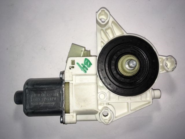 MERCEDES-BENZ C-CLASS (W204) Bal hátsó Ablakemelő Motor 2. kép