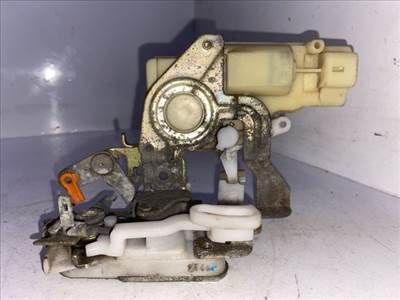 DAIHATSU SIRION Jobb hátsó Ajtózár