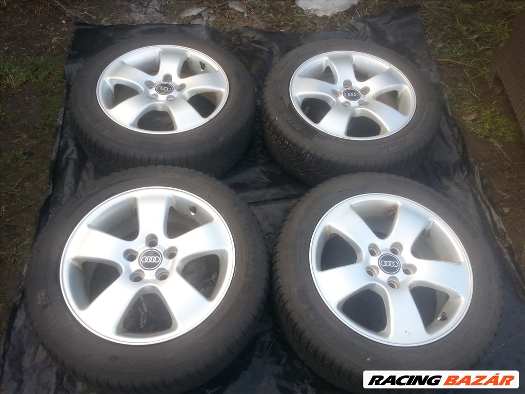  5x112 lyukosztású Audi A3 gyári alufelni, rajta 205/55R16 Michelin téli gumi  5. kép