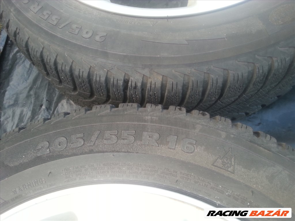 5x112 lyukosztású Audi A3 gyári alufelni, rajta 205/55R16 Michelin téli gumi  7. kép