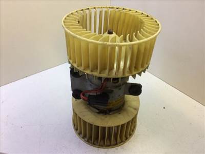 BMW 5 (E39) Fűtőmotor (Klímás)