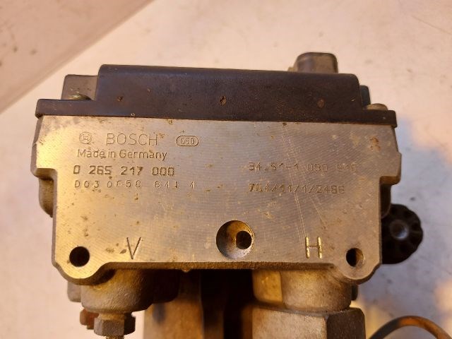 BMW 5 (E39) ABS Kocka 6. kép