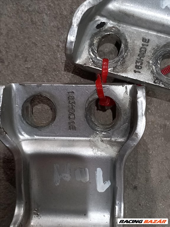 Ford Transit Tranzit MK6 MK7 Hátsó ajtó felső zsanér tartó 7063 yc15v42982ak yc15v42983ak 13. kép