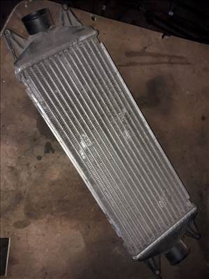 Iveco Daily Töltőlevegő Hűtő / Intercooler