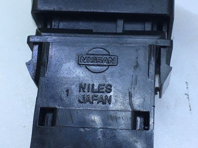 NISSAN VANETTE CARGO Busz (HC 23) Ablakfűtés Kapcsoló 3. kép