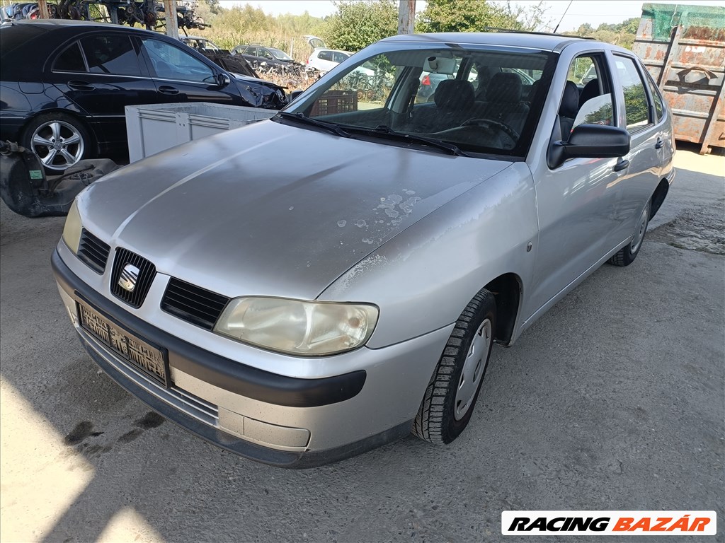 Seat Cordoba 6L 1.4Mpi(AKK) bontott alkatrészei, LS7N színben eladók 2. kép