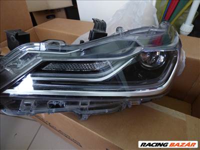 Toyota corolla bal első lámpa eladó