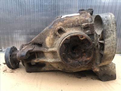 BMW 7 (E65, E66, E67) Hátsó Differenciálmű