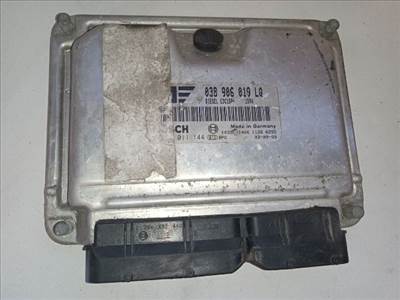VW GOLF IV Variant (1J5) Motorvezérlő