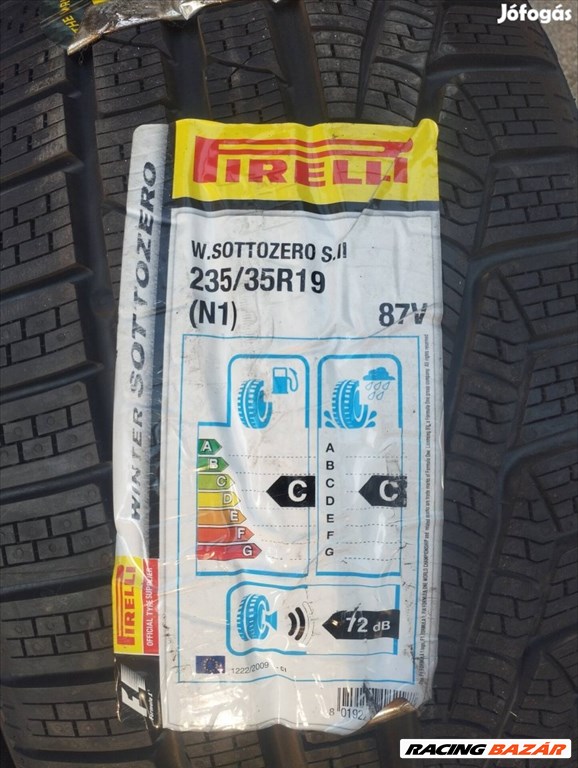 Új 2db Pirelli 235/35 19 téli gumi r19 " 3. kép