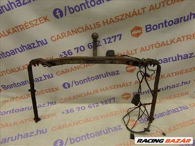 Ford Fusion Eladó gyári, bontott vonóhorogi, gyári kábellel.