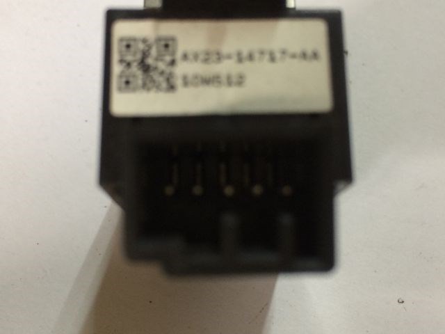 JAGUAR XF (_J05_, CC9) Ablakemelő Kapcsoló (Pozíciófüggetlen) 4. kép