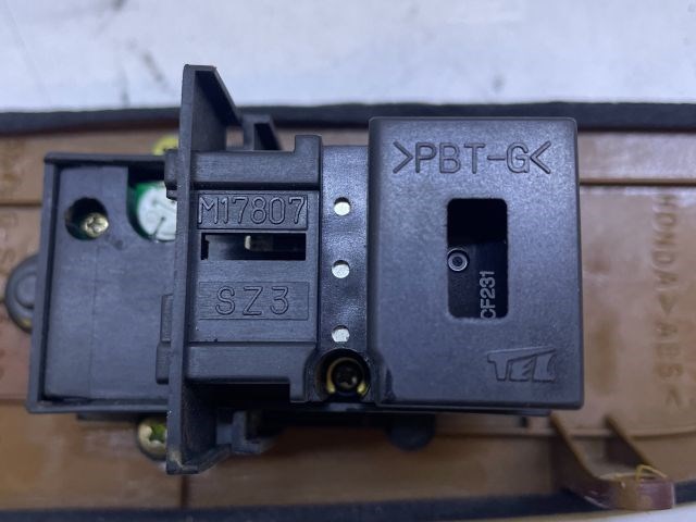 HONDA LEGEND III (KA9) Jobb első Ablakemelő Kapcsoló 3. kép