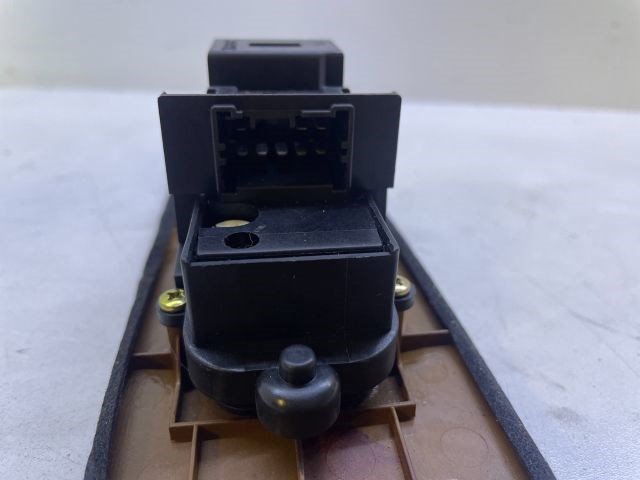 HONDA LEGEND III (KA9) Jobb első Ablakemelő Kapcsoló 4. kép