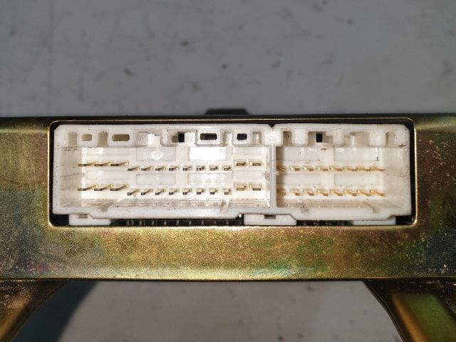 SUZUKI SWIFT II Ferdehátú (EA, MA) Motorvezérlő 4. kép