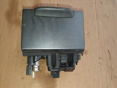 HONDA ACCORD VII (CL) Első Hamutartó