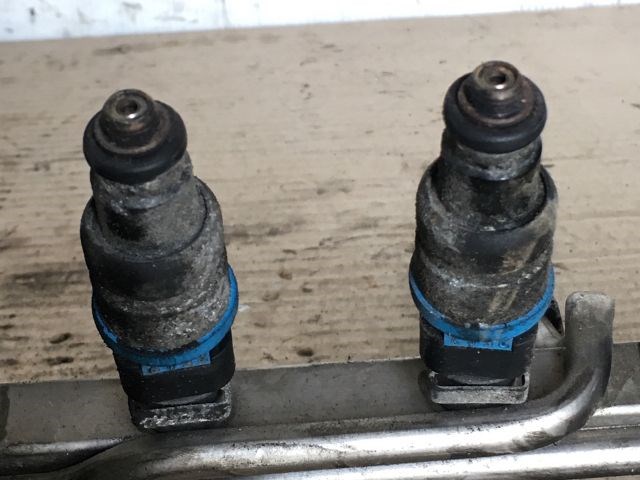 AUDI A4 (8E2, B6) Porlasztó Sor / Híd 3. kép