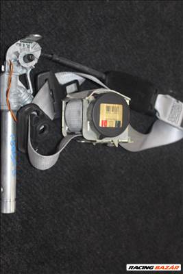 Opel Corsa D biztonsági övfeszítő