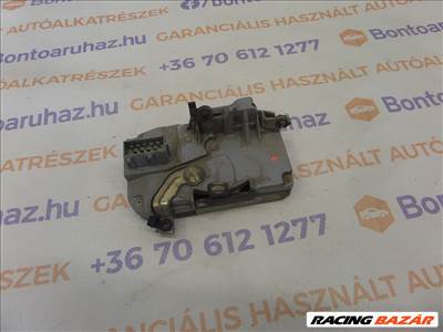 Peugeot 206 Eladó 3 ajtós jobb oldali ajtózár, centrálzár 