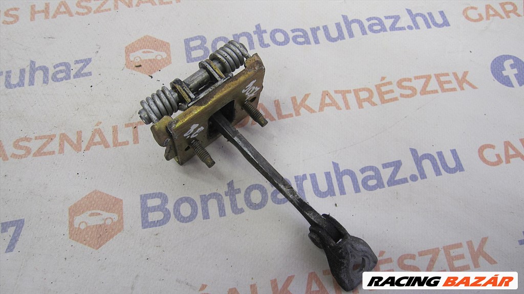 Peugeot 307 Eladó gyári, bontott bal első ajtóhatároló 1. kép
