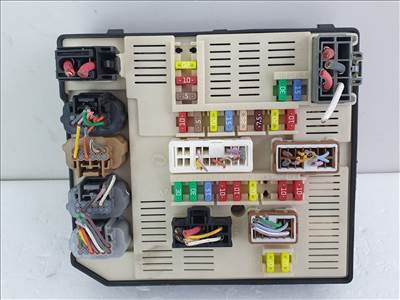 503010 Renault Megane 3, 2011, Biztosíték Tábla, USM, 284B68372R, Külső