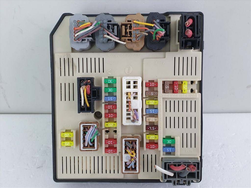 503010 Renault Megane 3, 2011, Biztosíték Tábla, USM, 284B68372R, Külső 2. kép