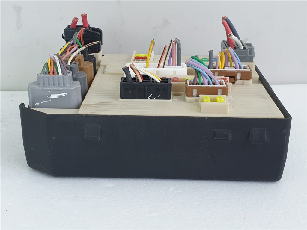 503010 Renault Megane 3, 2011, Biztosíték Tábla, USM, 284B68372R, Külső 5. kép