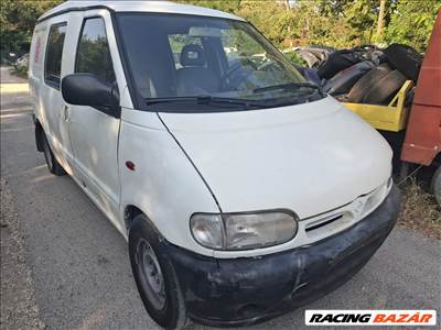 Nissan Vanette II adagoló 