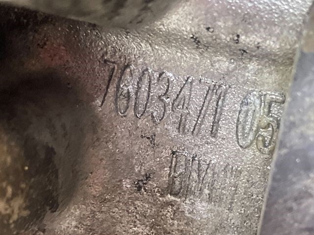BMW X6 (F16, F86) Jobb Hengerfej (V-Motor/Boxer) 4. kép