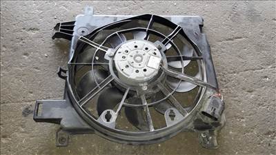 Opel Zafira B Vízhűtő Ventilátor 24 467 444