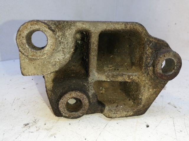VW POLO (6N1) Motor Tartó Bak (Fém) 4. kép