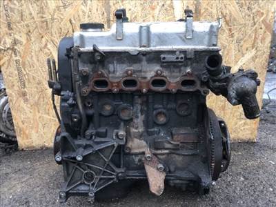 MITSUBISHI SPACE STAR Motor (Fűzött blokk hengerfejjel)