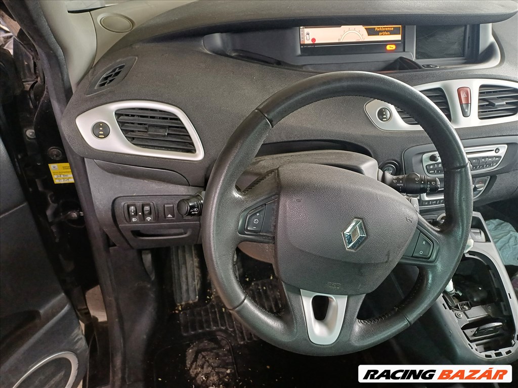 Renault Scénic III bontott alkatrészei 2. kép