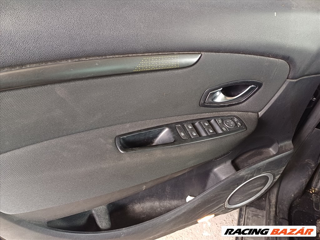 Renault Scénic III bontott alkatrészei 4. kép