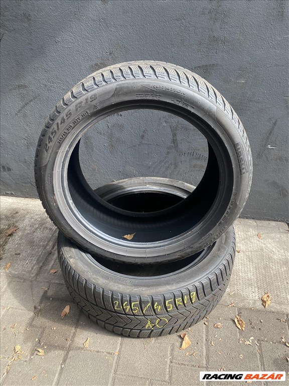  245/4519" használt Pirelli Sottozero 3 téli gumi 2db 1. kép