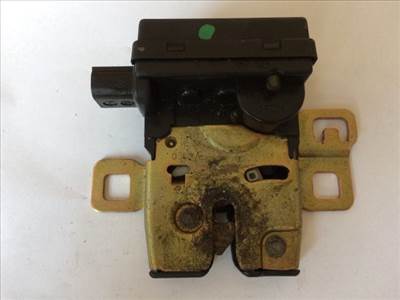 LEXUS IS Csomagtérajtó Zárszerkezet