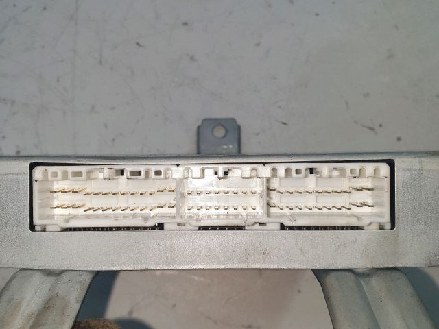 SUZUKI SWIFT II Ferdehátú (EA, MA) Motorvezérlő 4. kép