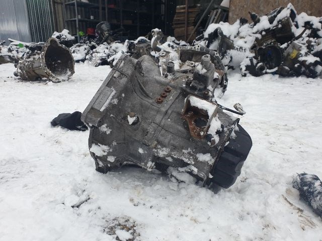 SUZUKI SWIFT II Ferdehátú (EA, MA) Váltó (Mechanikus) 4. kép