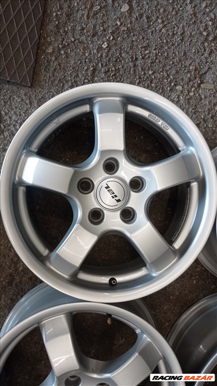  5x112 lyukosztású 7JJ 16" használt Rial alufelni 5. kép