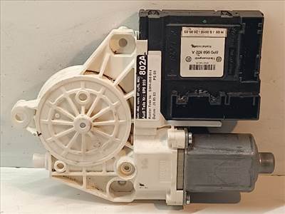 AUDI A3 (8P1) Jobb első Ablakemelő Motor