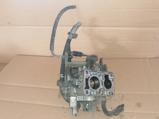 SUZUKI SWIFT II Ferdehátú (EA, MA) Központi Injektor 1. kép