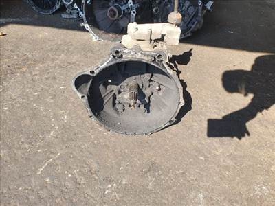 MERCEDES-BENZ T1 Busz (601) Váltó (Mechanikus)