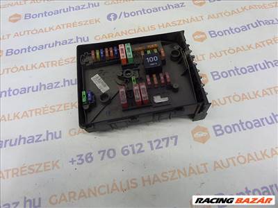 Skoda Oktavia II RS Eladó 2,0 CRDI 170 le motortér biztosíték tábla