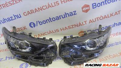 Toyota Auris E18 első lámpa pár eladó 