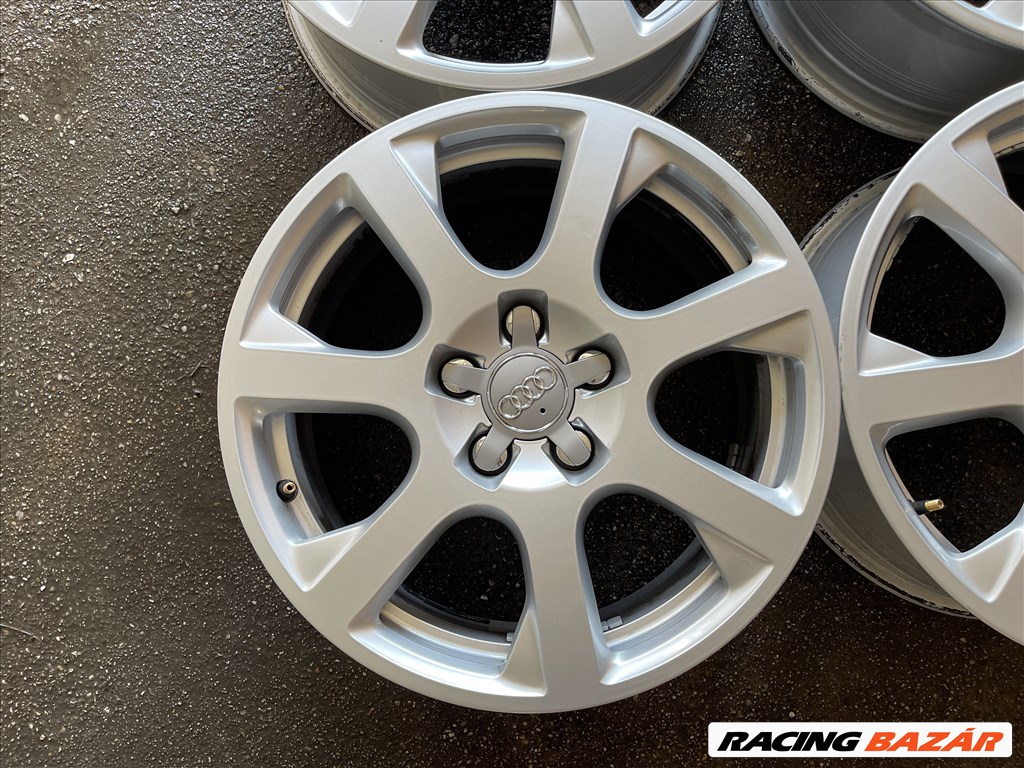  17"-es,5x112-es újszerű gyári Audi alufelni 2. kép